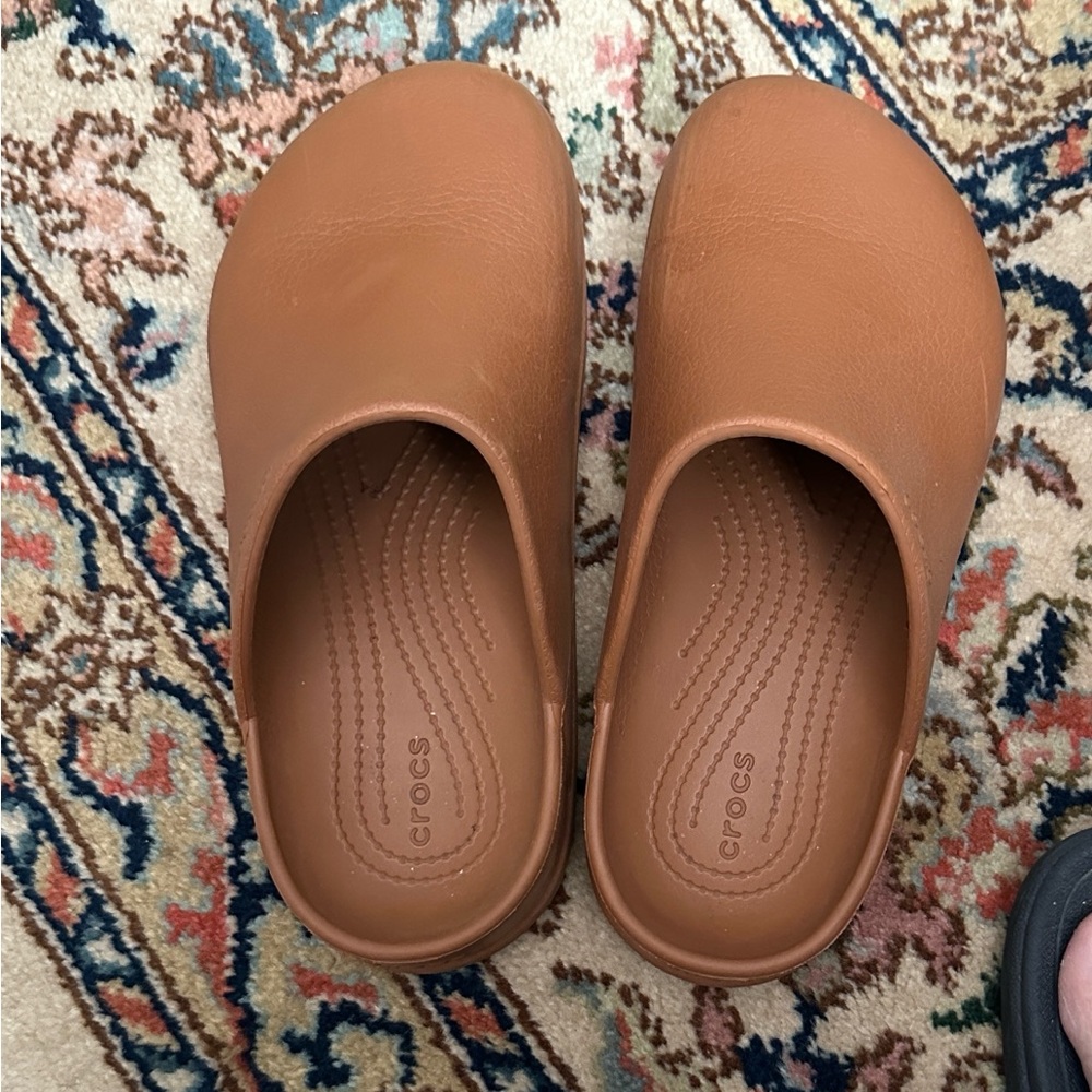 CROCS Tan Slip-On Mules